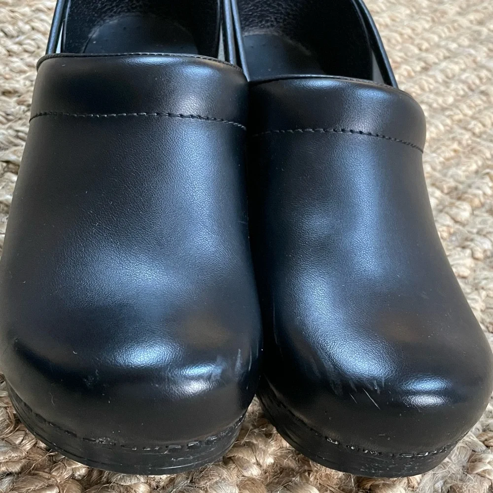Dankso Professional Black Leather Box Clog EU 42 / Women's 11.5-12 / Men's 8.5-9 - Picture 5 of 10
